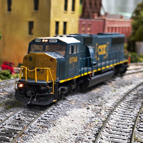 Athearn genesis csx emd - ho,