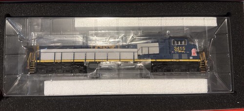 Scaletrains scale csx - csx, et44